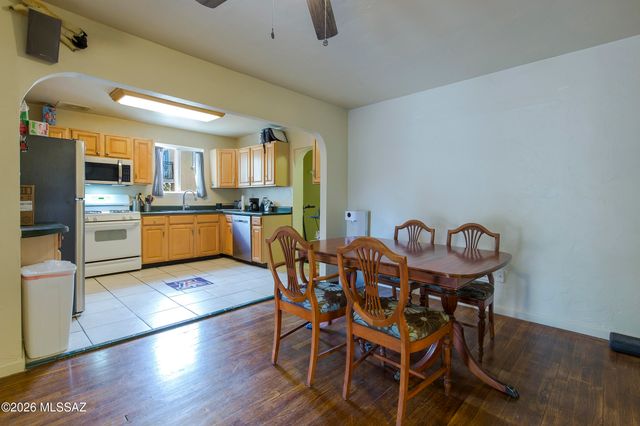 1512 N 3rd Avenue, Tucson, AZ 85705