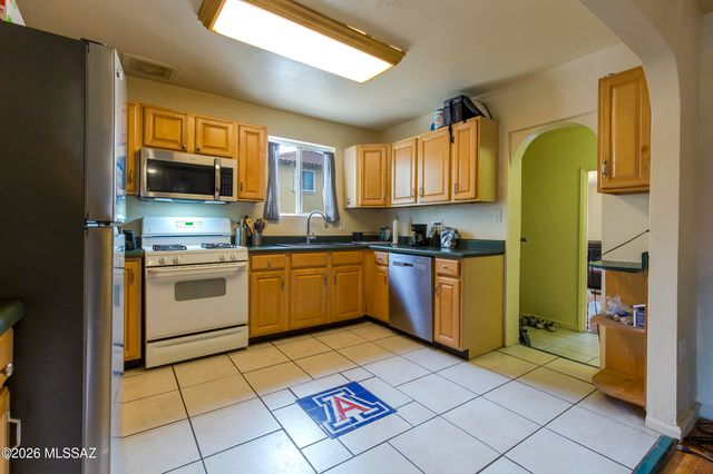 1512 N 3rd Avenue, Tucson, AZ 85705
