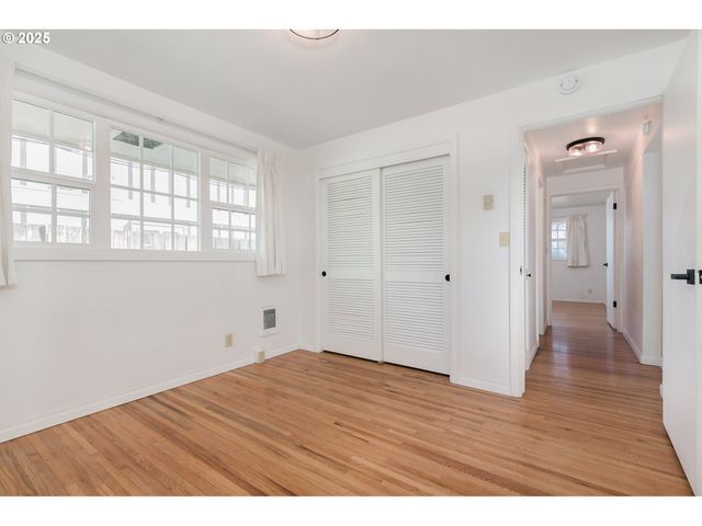 1195 ALMADEN St, Eugene, OR 97402