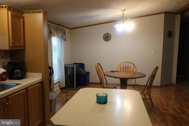 38 BROADWING DR, Hanover, PA 17331