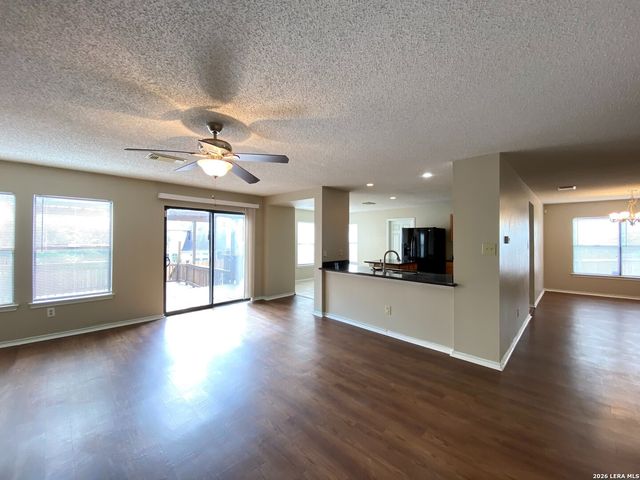 2510 Village Pkwy, San Antonio, TX 78251