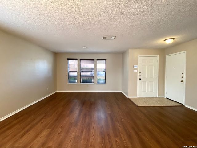 2510 Village Pkwy, San Antonio, TX 78251