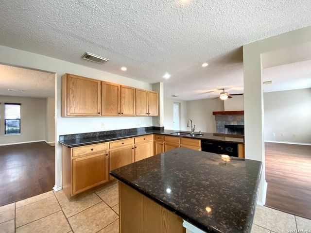 2510 Village Pkwy, San Antonio, TX 78251