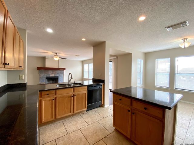 2510 Village Pkwy, San Antonio, TX 78251