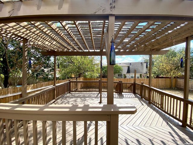 2510 Village Pkwy, San Antonio, TX 78251