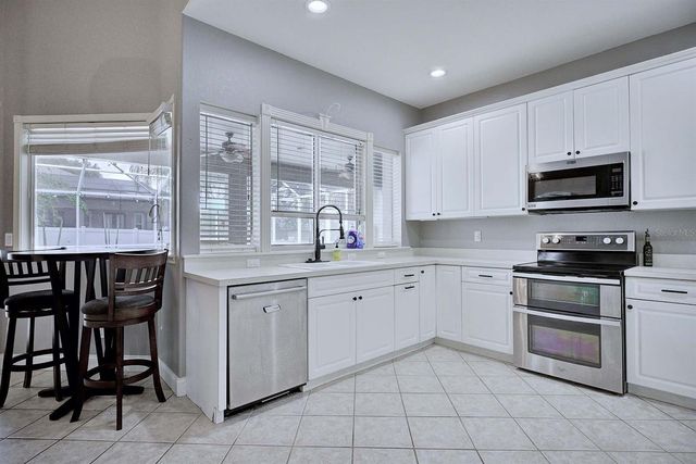 2856 MERIDIAN POINT LANE, Lakeland, FL 33812