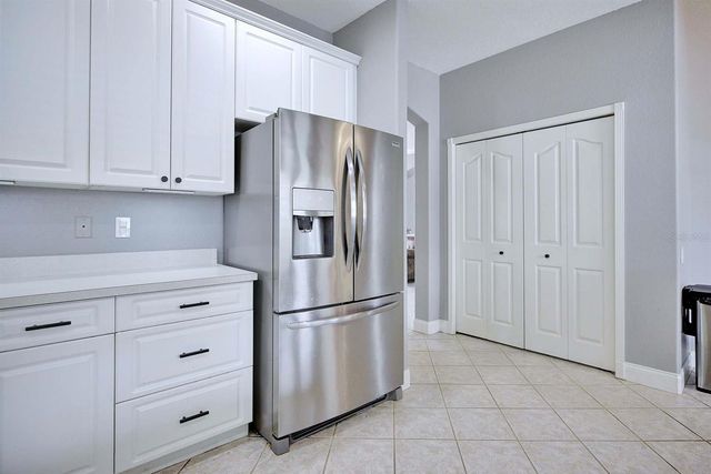 2856 MERIDIAN POINT LANE, Lakeland, FL 33812