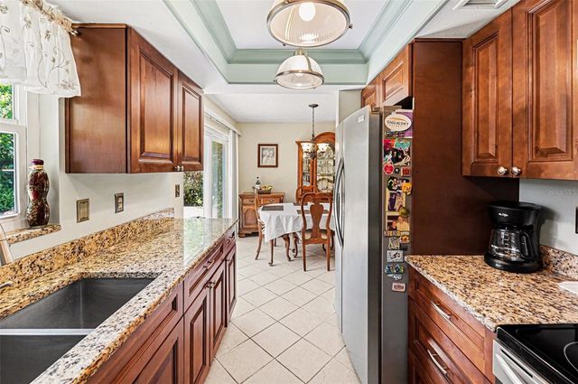 5923 DUNFRIES ST N, St Petersburg, FL 33709