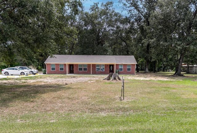 183 County Road 436, Dayton, TX 77535