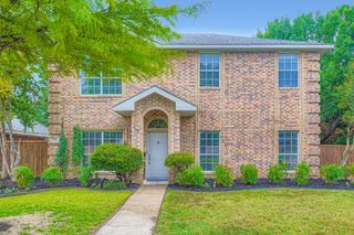 402 Hyde Park Place, Duncanville, TX 75137
