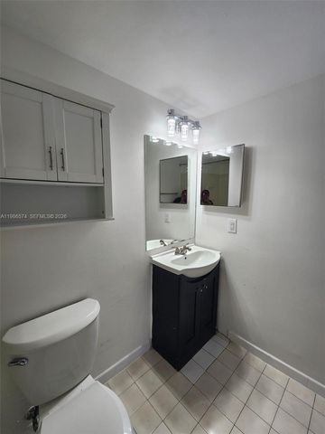 6195 NW 186th St 309, Hialeah, FL 33015