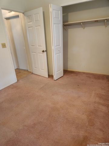 11090 Kimes Park, San Antonio, TX 78249