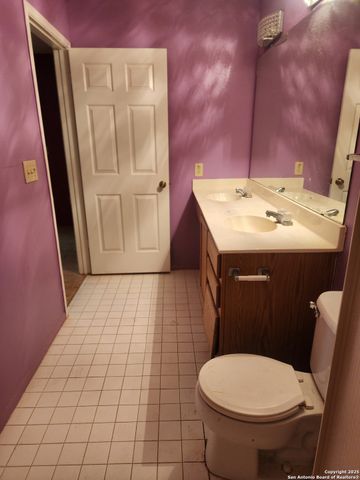 11090 Kimes Park, San Antonio, TX 78249