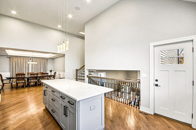 8200 S Normandy Avenue, Burbank, IL 60459