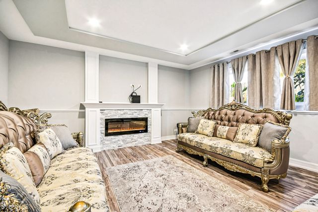 8200 S Normandy Avenue, Burbank, IL 60459