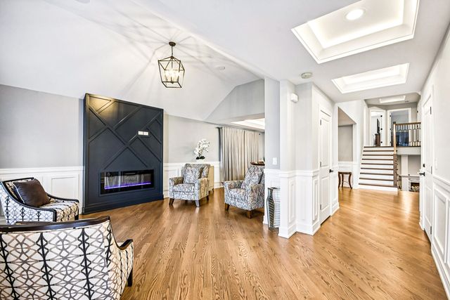 8200 S Normandy Avenue, Burbank, IL 60459