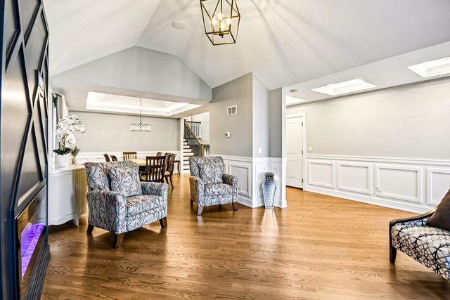 8200 S Normandy Avenue, Burbank, IL 60459