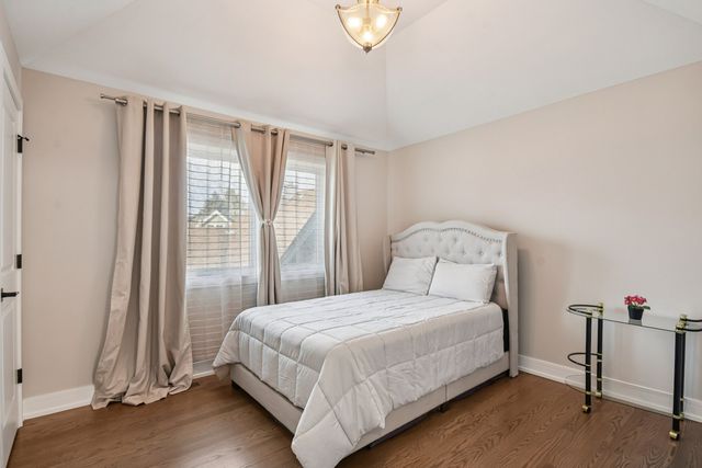 8200 S Normandy Avenue, Burbank, IL 60459