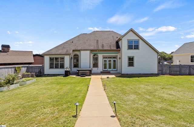 127 Carshalton Drive, Lyman, SC 29365