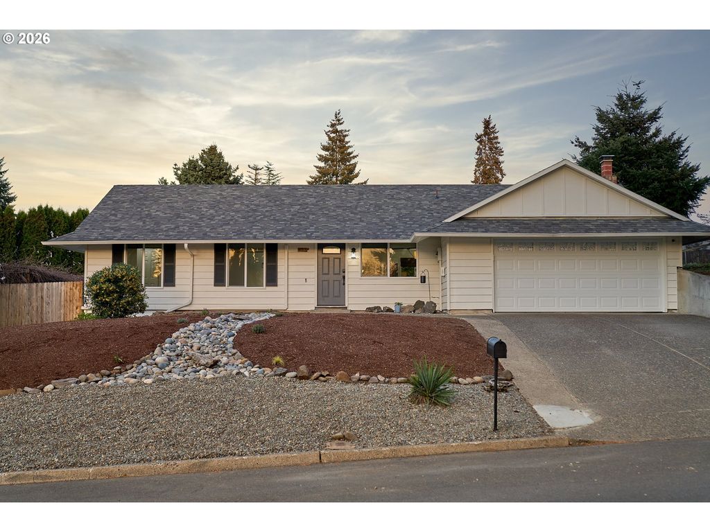 823 Ne 96TH Ave, Vancouver, WA 98664