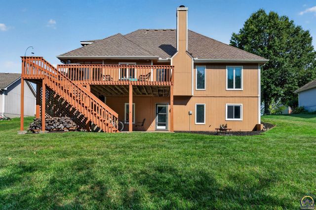 3831 SW Friar RD, Topeka, KS 66610