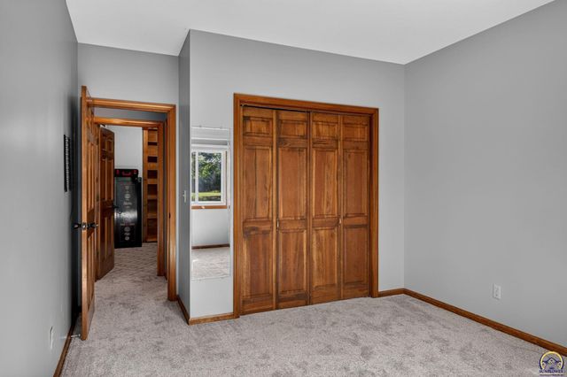 3831 SW Friar RD, Topeka, KS 66610