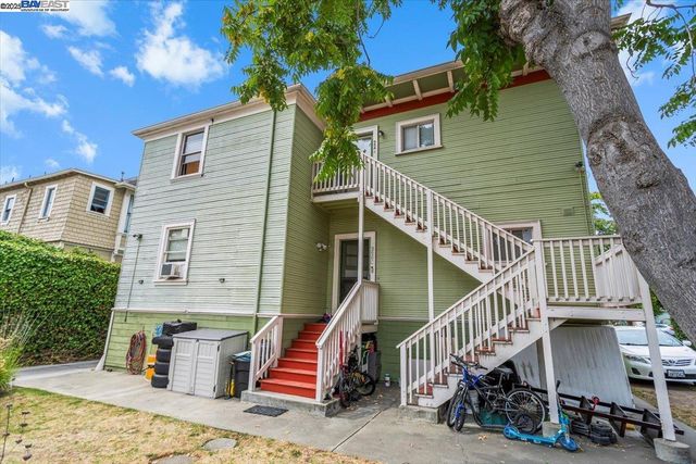 954 Park St, Alameda, CA 94501