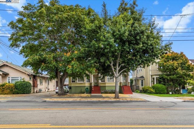 954 Park St, Alameda, CA 94501