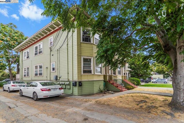 954 Park St, Alameda, CA 94501