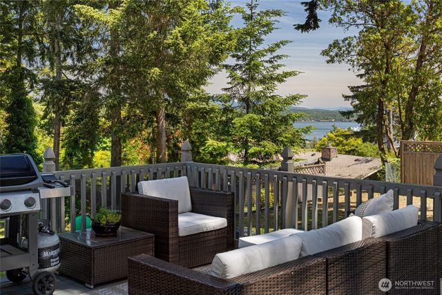 1000 Park Street, Friday Harbor, WA 98250
