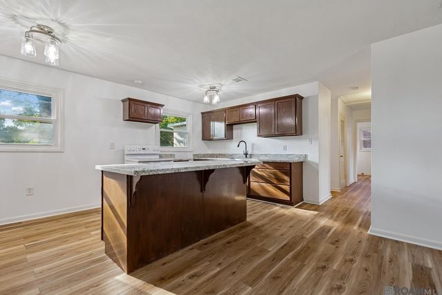 1834 Mcquaid Dr, Baton Rouge, LA 70810