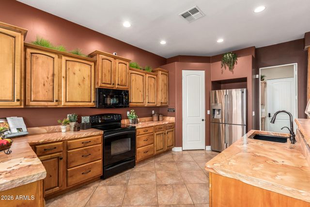 3745 E MINING CAMP Street, Apache Junction, AZ 85119