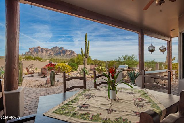 3745 E MINING CAMP Street, Apache Junction, AZ 85119