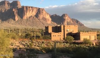 3745 E MINING CAMP Street, Apache Junction, AZ 85119
