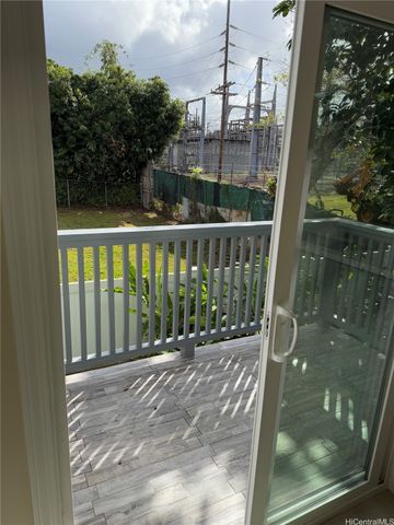 701 Neal Avenue A, Wahiawa, HI 96786