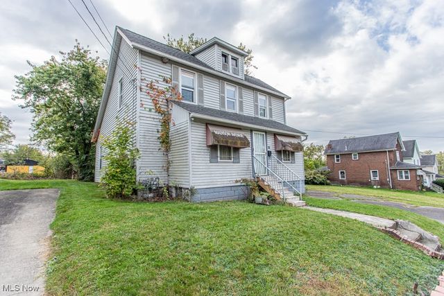 111 Madison Street, Campbell, OH 44405