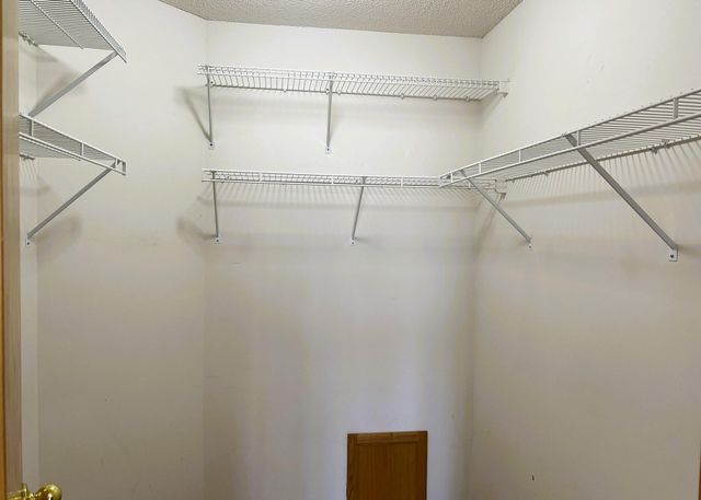 13116 Vintage Street NW, Coon Rapids, MN 55448