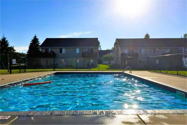 13116 Vintage Street NW, Coon Rapids, MN 55448