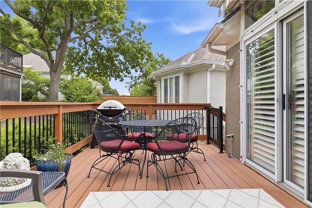 5004 W 120TH Place, Overland Park, KS 66209