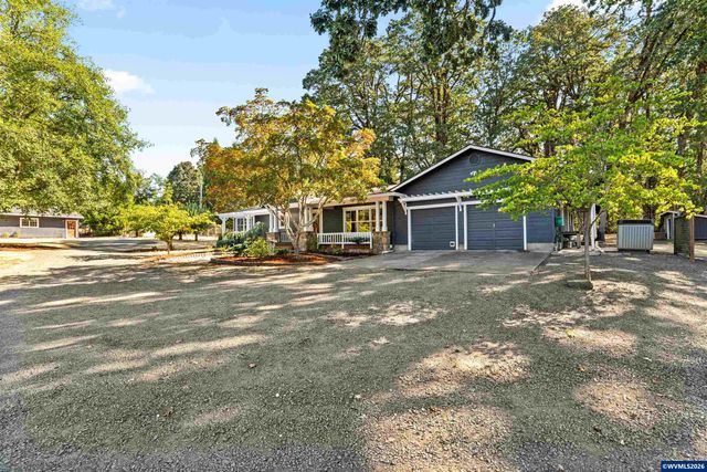 7275 SW Deerhaven Dr, Corvallis, OR 97333