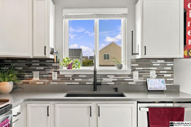 10868 Girard Street, Omaha, NE 68142