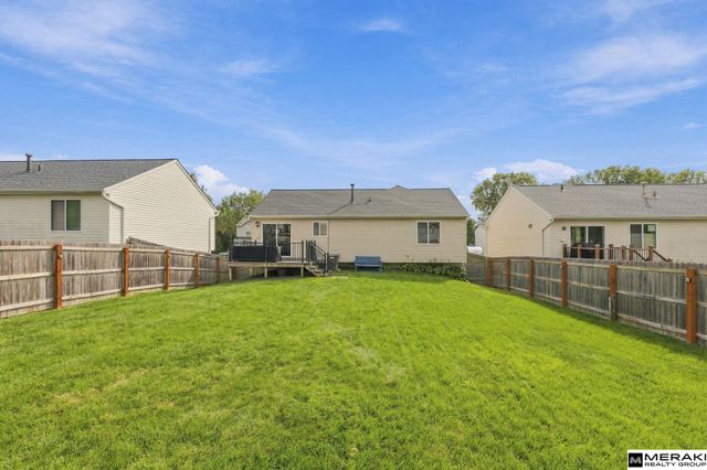 10868 Girard Street, Omaha, NE 68142