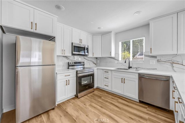 13831 Bessemer, Valley Glen, CA 91401