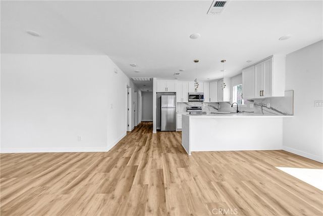 13831 Bessemer, Valley Glen, CA 91401