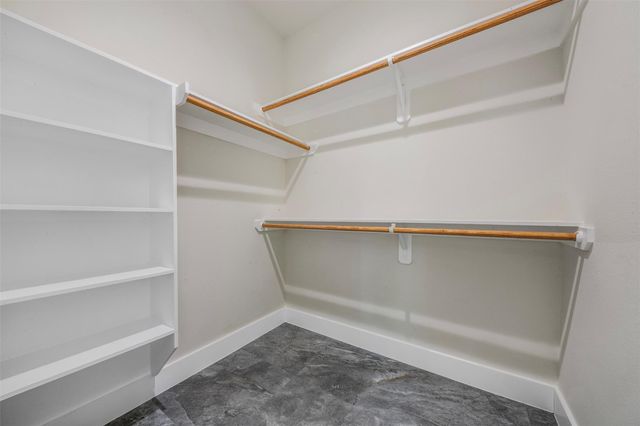 1277 Dewalt Street, Houston, TX 77088