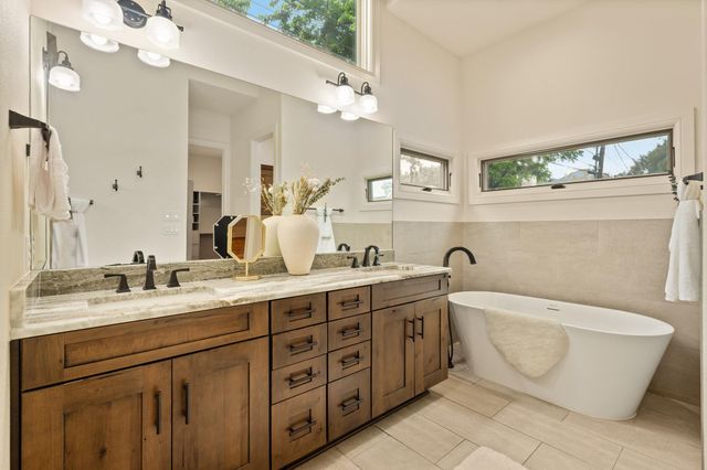 3907 Bailey LN, Austin, TX 78756