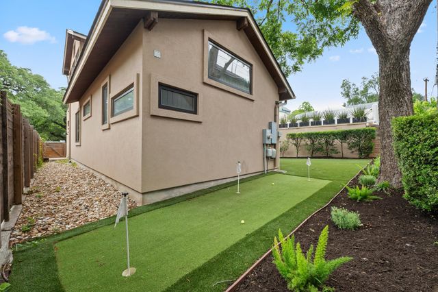 3907 Bailey LN, Austin, TX 78756