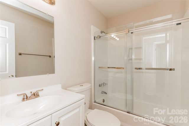 11902 Five Cedars Road, Charlotte, NC 28226