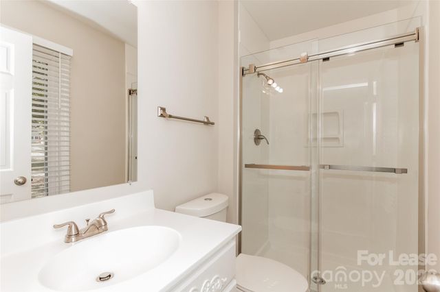 11902 Five Cedars Road, Charlotte, NC 28226