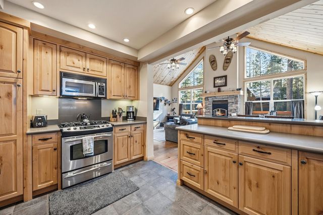 1193 Swiss Court, Soda Springs, CA 95728